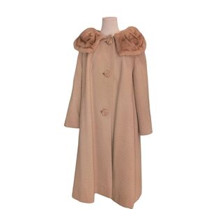 Vintage Lit Brothers Philadelphia Elegant Tan Women's Coat